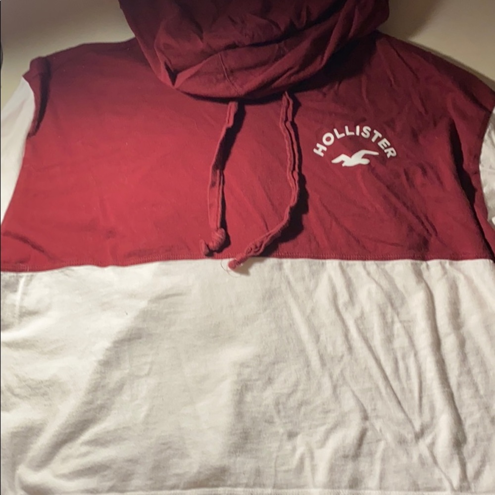 Burgundy and white Hollister hoodie